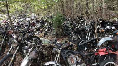 How To Remove Motorcycle Parts: Wreckers Tutorial